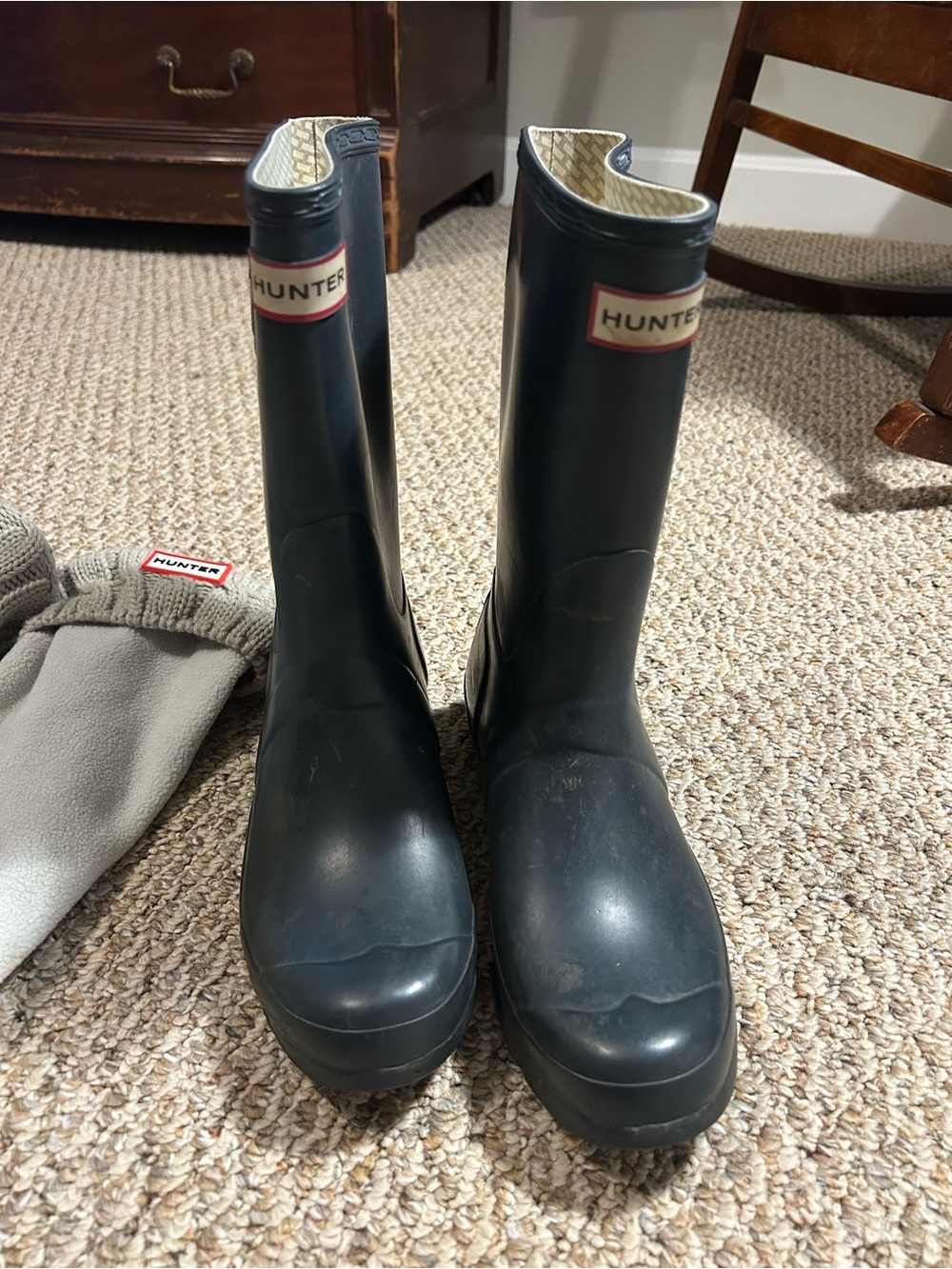 Hunter Black Rain Boots with Light Gray Fleece Boot Liners - Picture 2 of 7